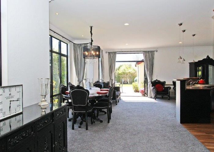  at 14 Kareti Drive, Richmond