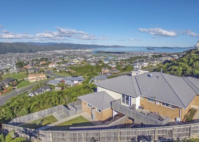  at 42 Arahiwi Grove, Tirohanga, Lower Hutt