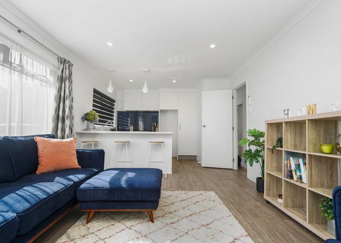  at 4/17 Wellington Street, Hamilton East, Hamilton