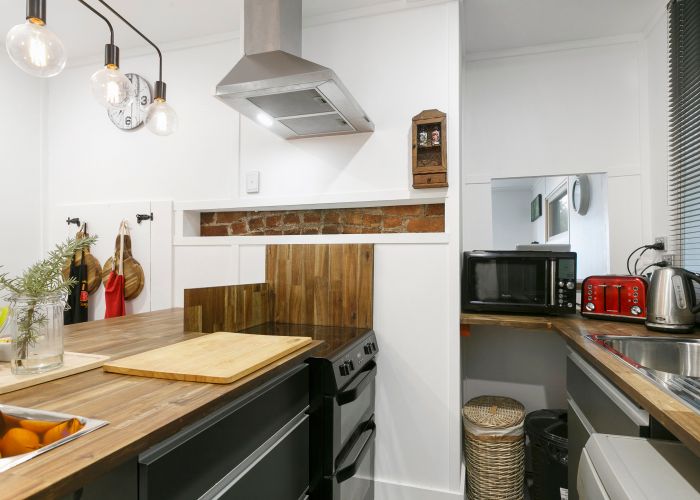  at 25 Adderley Terrace, Ravensbourne, Dunedin