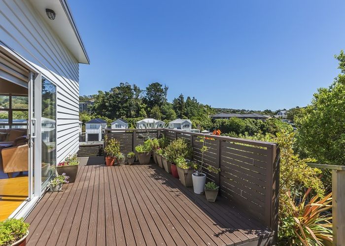  at 35 Flotilla Place, Whitby, Porirua