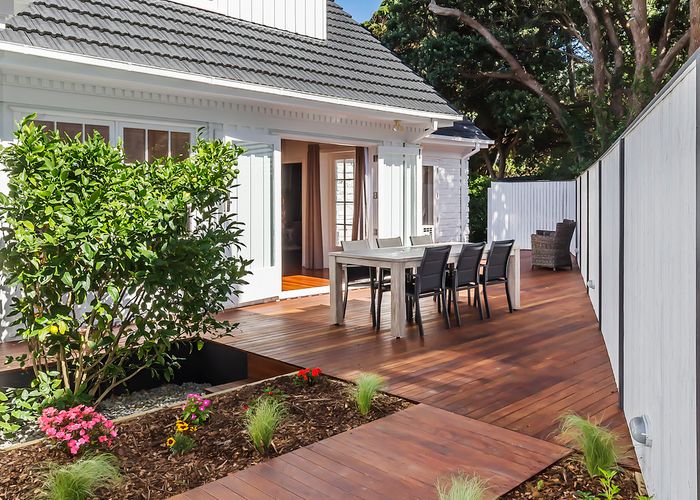  at 2 Tio Tio Road, Miramar, Wellington