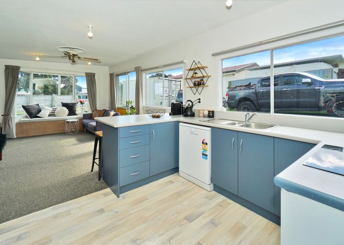  at 671 Pukehina Parade, Te Puke