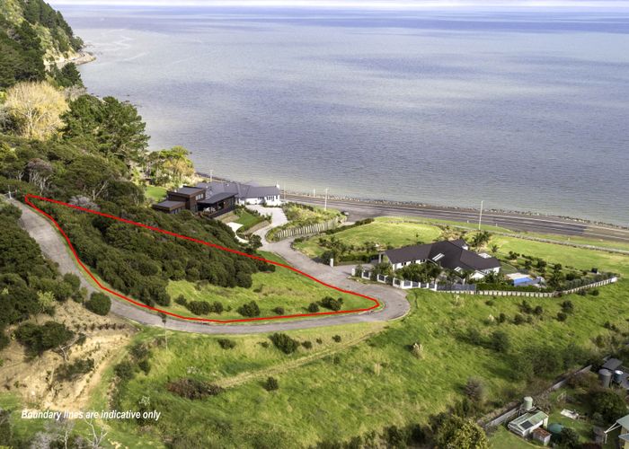  at 12 Ngarimu Heights Row, Thornton Bay