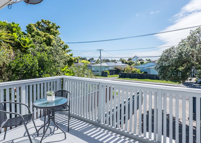  at 12 Vaucluse Avenue, Paraparaumu Beach, Paraparaumu