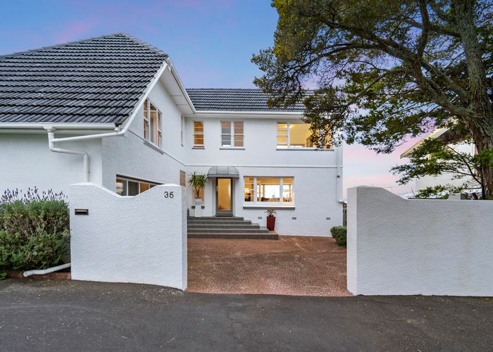  at 35 Princes Street, Northcote Point, Auckland