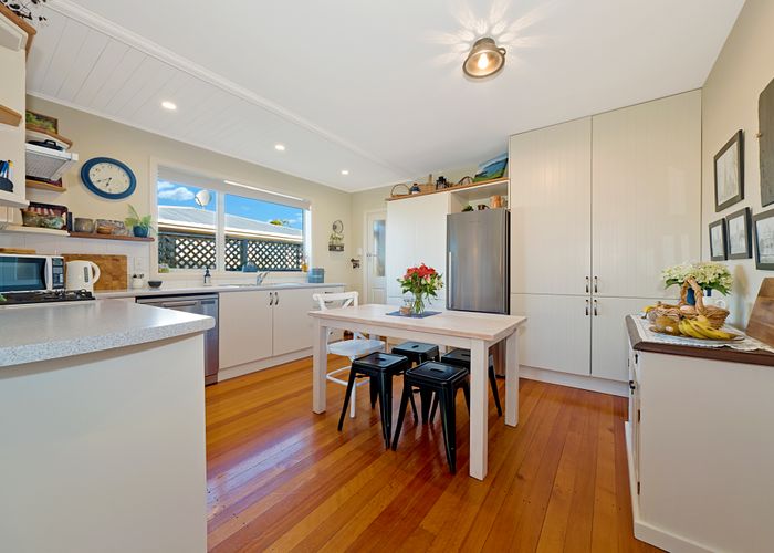  at 16 Donegal Street, Belfast, Christchurch