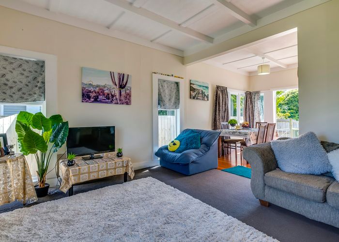  at 1/5 Walter Street, Mangere East, Auckland