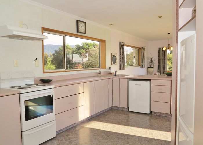  at 42 Keoghan Road, Rangihaeata