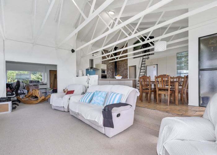  at 72B Moon Ridge RD, MOONSHINE, UPPER HUTT