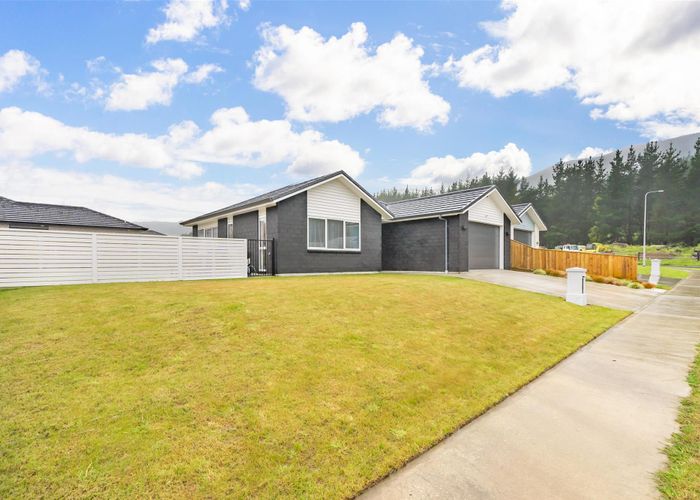  at 9 Jack Vaughan Grove, Wainuiomata, Lower Hutt