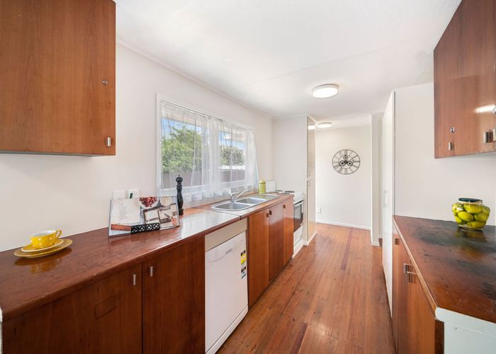  at 77 Bairds Road, Otara, Auckland