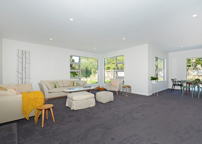  at 4 Oakmont, Heretaunga, Upper Hutt