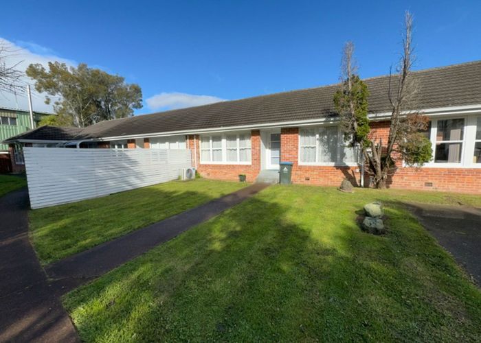  at 2/98 Melrose road, Mount Roskill, Auckland City, Auckland