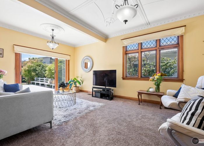  at 1 St Albans Grove, Woburn, Lower Hutt