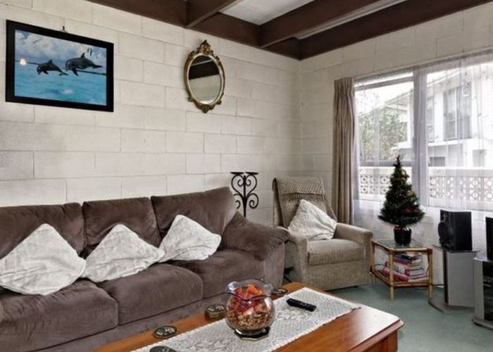  at 1/22 Kelston St, New Lynn, Waitakere City, Auckland