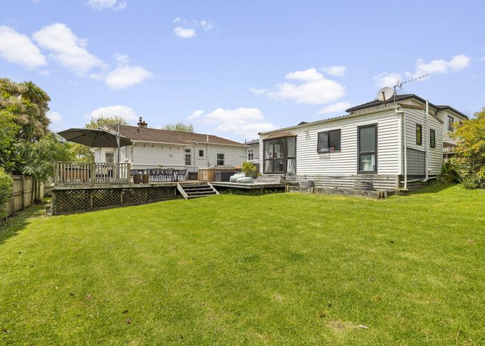  at 4 Grant Street, Mount Albert, Auckland