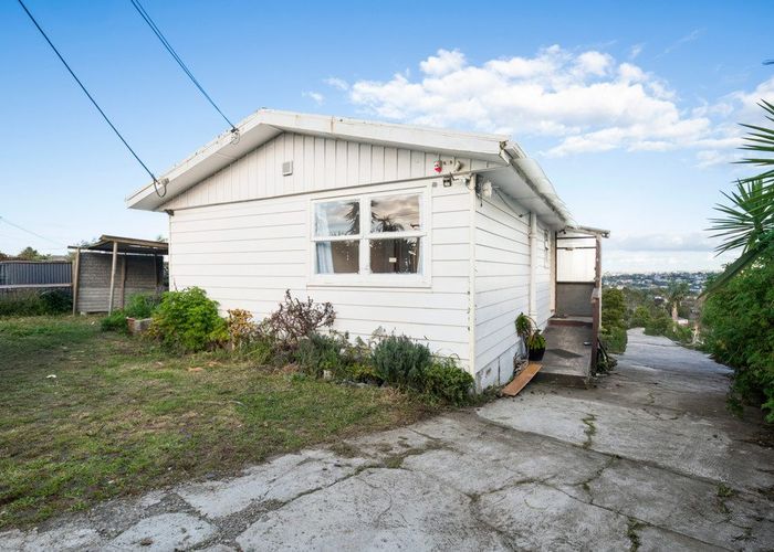  at 70 Carlisle Road, Browns Bay, North Shore City, Auckland