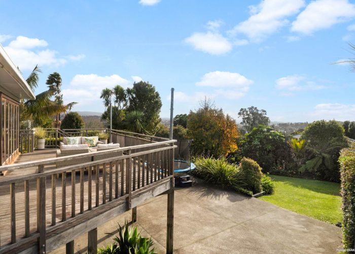  at 7 Highland Avenue, Titirangi, Waitakere City, Auckland
