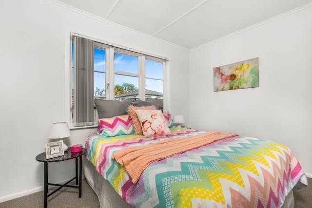  at 6A Dennis Road, Papatoetoe, Auckland