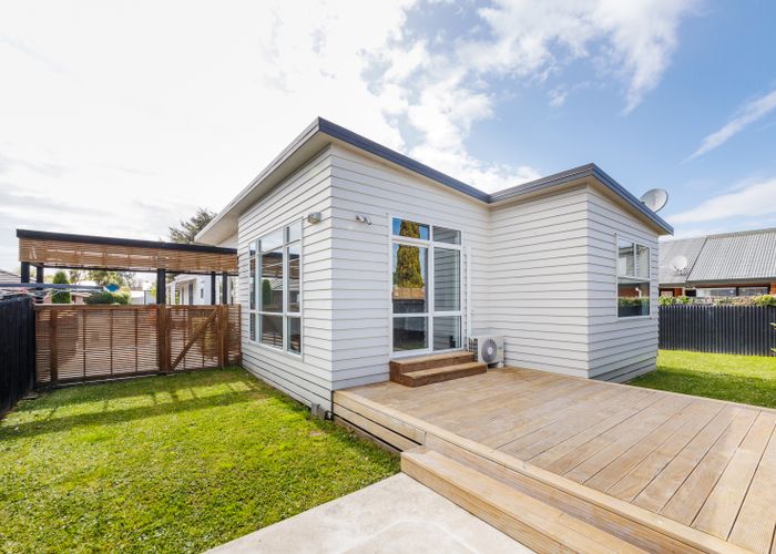  at 10 Hereford Street, West End, Palmerston North