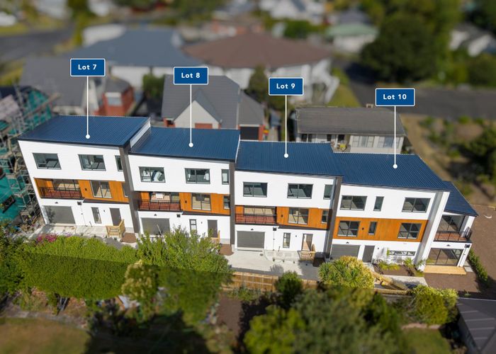  at 8B Baird Street, Howick, Manukau City, Auckland