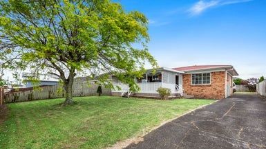  at 5 Hokianga Street, Mangere East, Auckland