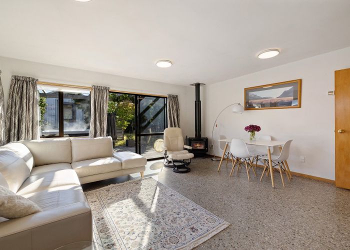  at 8 Kawarau Place, Frankton, Queenstown-Lakes, Otago