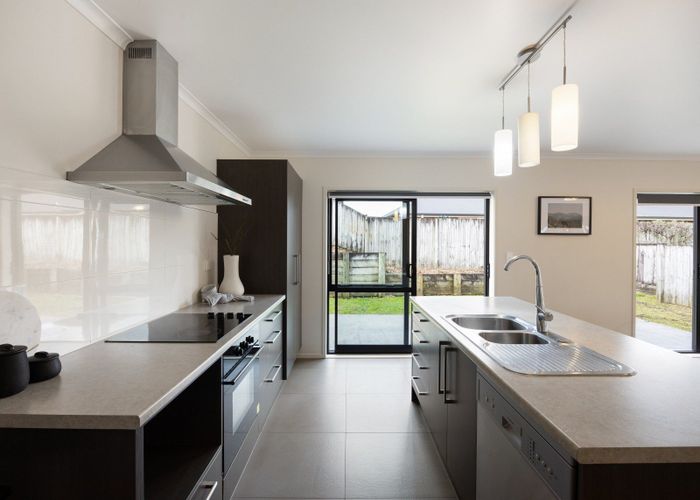  at 16 Iris Place, Grandview Heights, Hamilton, Waikato