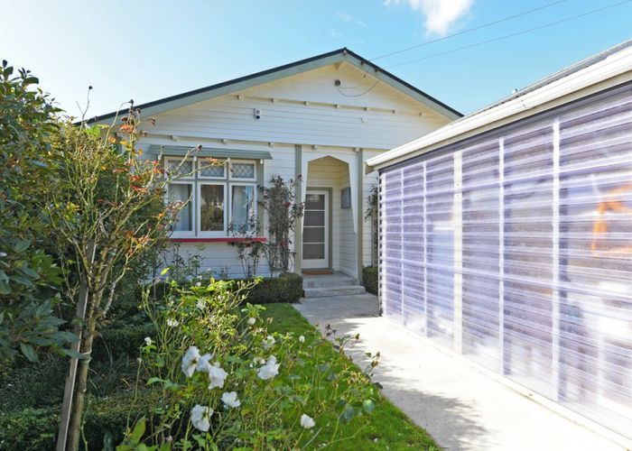  at 140 Cuba Street, Petone, Lower Hutt