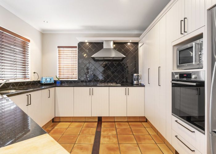 at 4 Havana Key, Papamoa Beach, Papamoa
