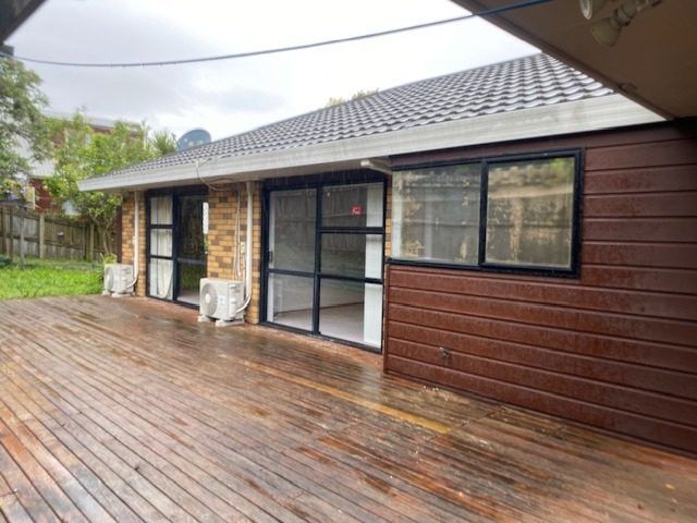  at 40 Pigeon Mountain Road, Half Moon Bay, Auckland