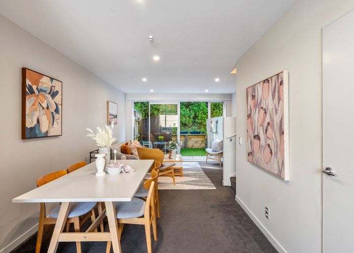  at 9/8 Thatcher Crescent, Crofton Downs, Wellington, Wellington