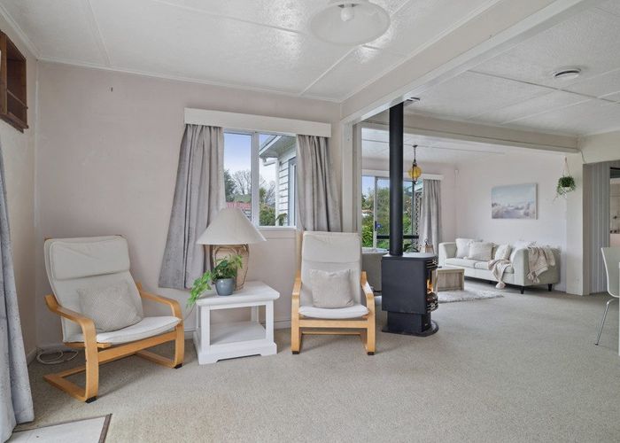  at 2 Holden Avenue, Holdens Bay, Rotorua, Bay Of Plenty