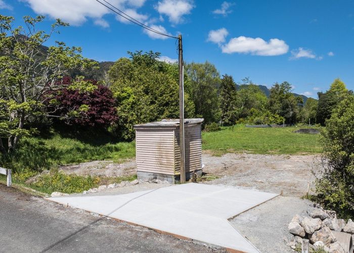  at 12 Cromwell Street, Murchison, Tasman, Nelson / Tasman