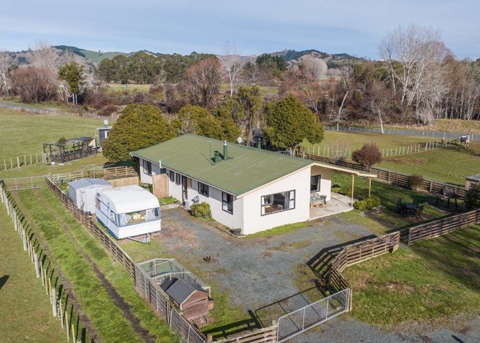  at 11 Thorn Road, Dovedale, Wakefield