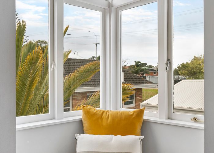  at 168 Queen Street, Northcote Point, Auckland