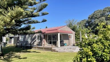  at 38 Hardy Place, Cooks Beach, Whitianga