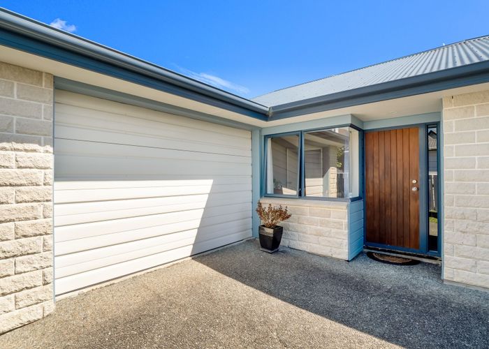  at 32 Somerset Crescent, Highbury, Palmerston North, Manawatu / Whanganui