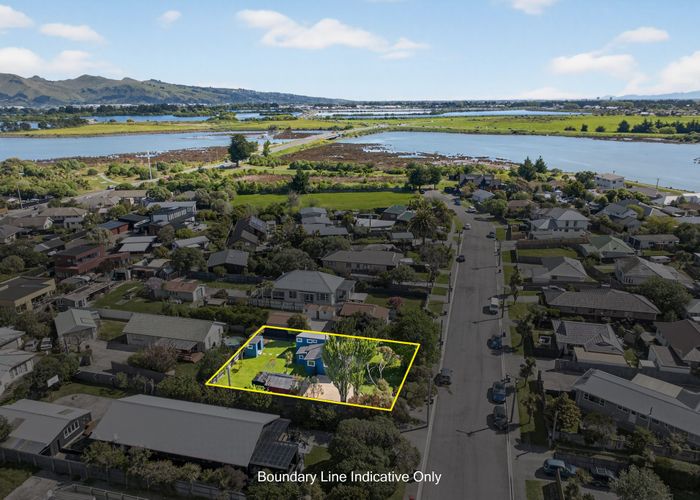  at 51 Blake Street, New Brighton, Christchurch City, Canterbury