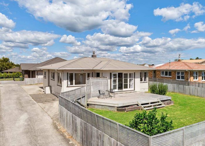 Free property data for 37 Sandspit Road, Waiuku homes.co.nz