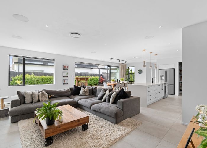  at 90 Bradwell Crescent, Halswell, Christchurch