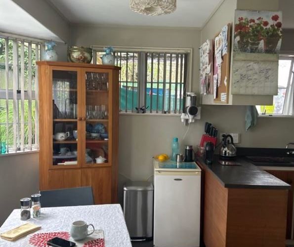  at 31 Gladys Avenue, Glenfield, Auckland