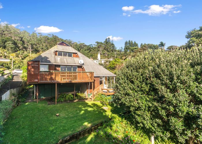  at 15 Domain Crescent, Waimauku