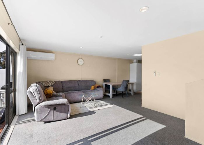  at 35F Fields Parade, Oteha, North Shore City, Auckland