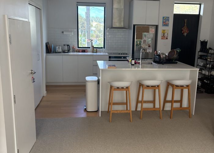  at 2/210 Karori Rd, Karori, Wellington, Wellington