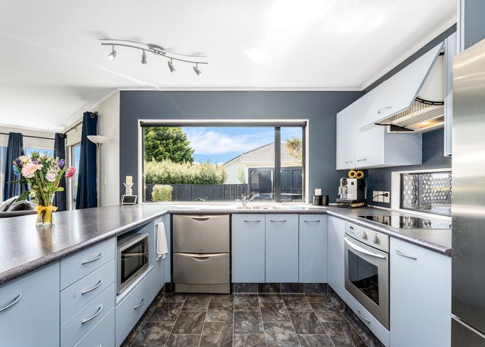  at 21 Joseph Banks Drive, Whitby, Porirua, Wellington