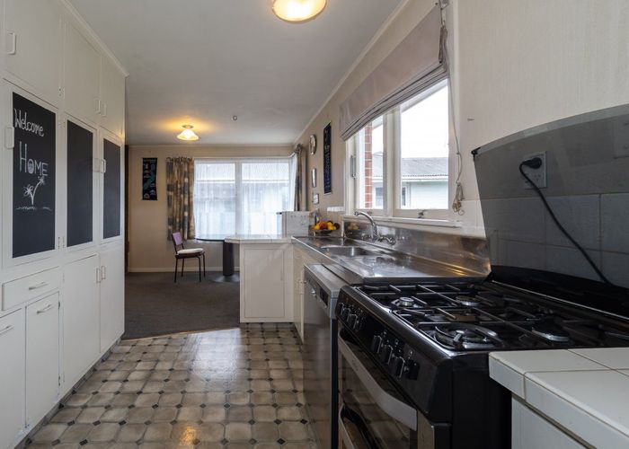  at 32 Church Street, Hampstead, Ashburton, Canterbury