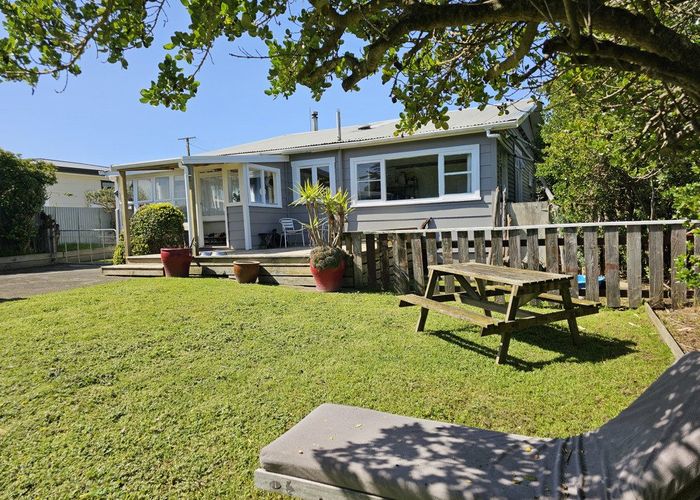  at 71 Kahukura Avenue, Waitarere Beach, Horowhenua, Manawatu / Whanganui