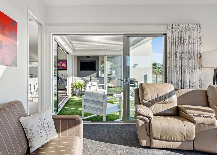  at 241 Mount Pleasant Road, Mount Pleasant, Christchurch City, Canterbury